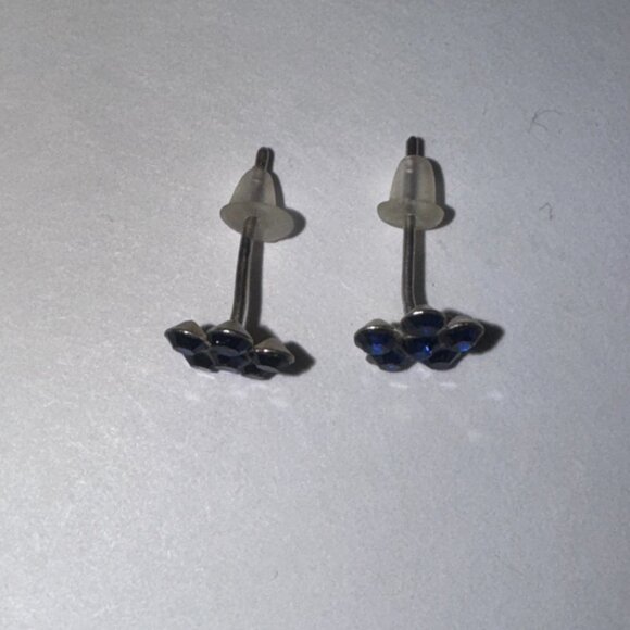 7mm Sapphire Blue Flower Cz And Sterling Post Earrings - Picture 4 of 11